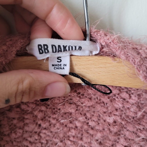 Anthropologie!! BB Dakota eyelash dusterđź’‹ - Picture 5 of 8